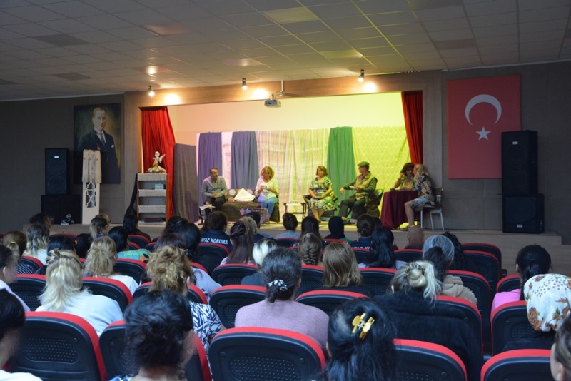 “EROS’UN OKU” ADLI TİYATRO GÖSTERİSİ