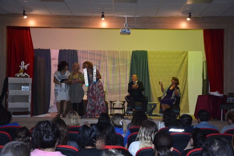 “EROS’UN OKU” ADLI TİYATRO GÖSTERİSİ