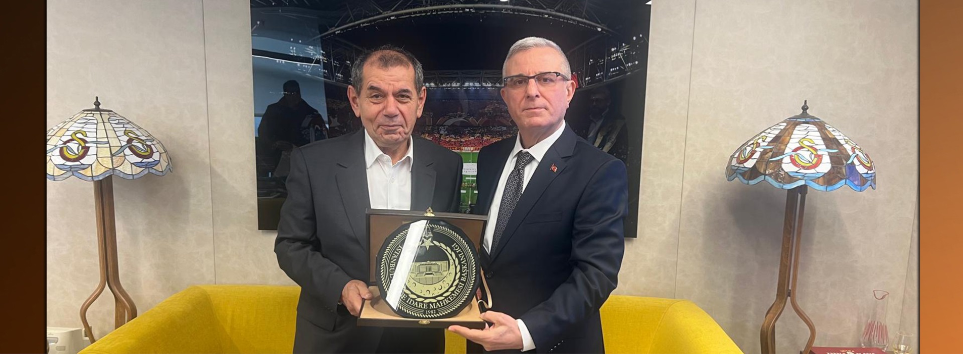 Başkanımız Sn. Recep Yılmaz KORKMAZ, Galatasaray Spor Kulübü Başkanı Sn. Dursun Aydın ÖZBEK'e İade-i Ziyarette Bulundu