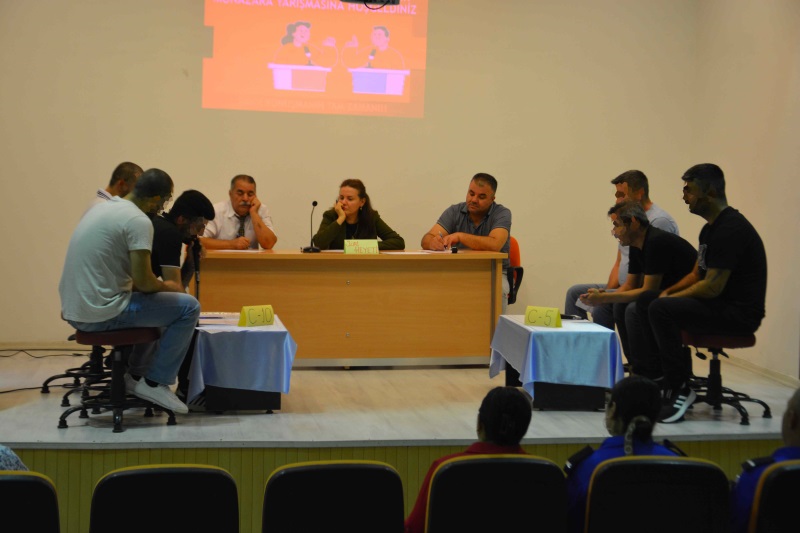 Ceza İnfaz Kurumumuzda Hükümlü ve Tutuklular Arasında Münazara Etkinliği Yapıldı.