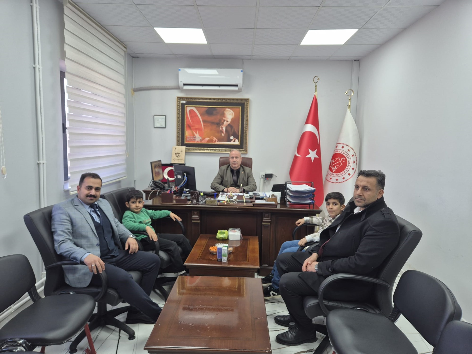 MİNİK MİSAFİRLERİMİZDEN KURUMUMUZA ZİYARET