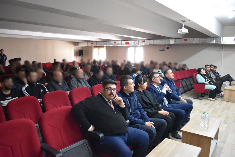 “Bir Sahne Bin Gelenek: Ceza İnfaz Kurumumuzda Tiyatro Rüzgarı”