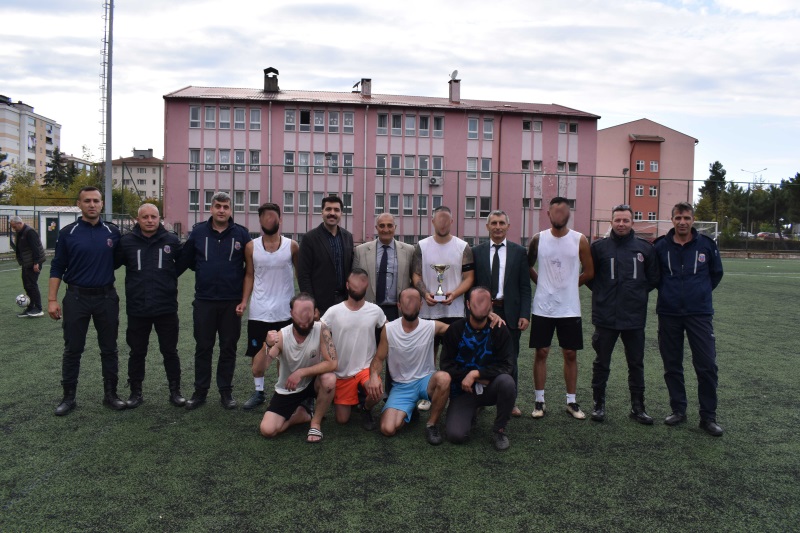 Resim Galerisi 23 (Açık Ceza İnfaz Kurumu Futbol Turnuvası)