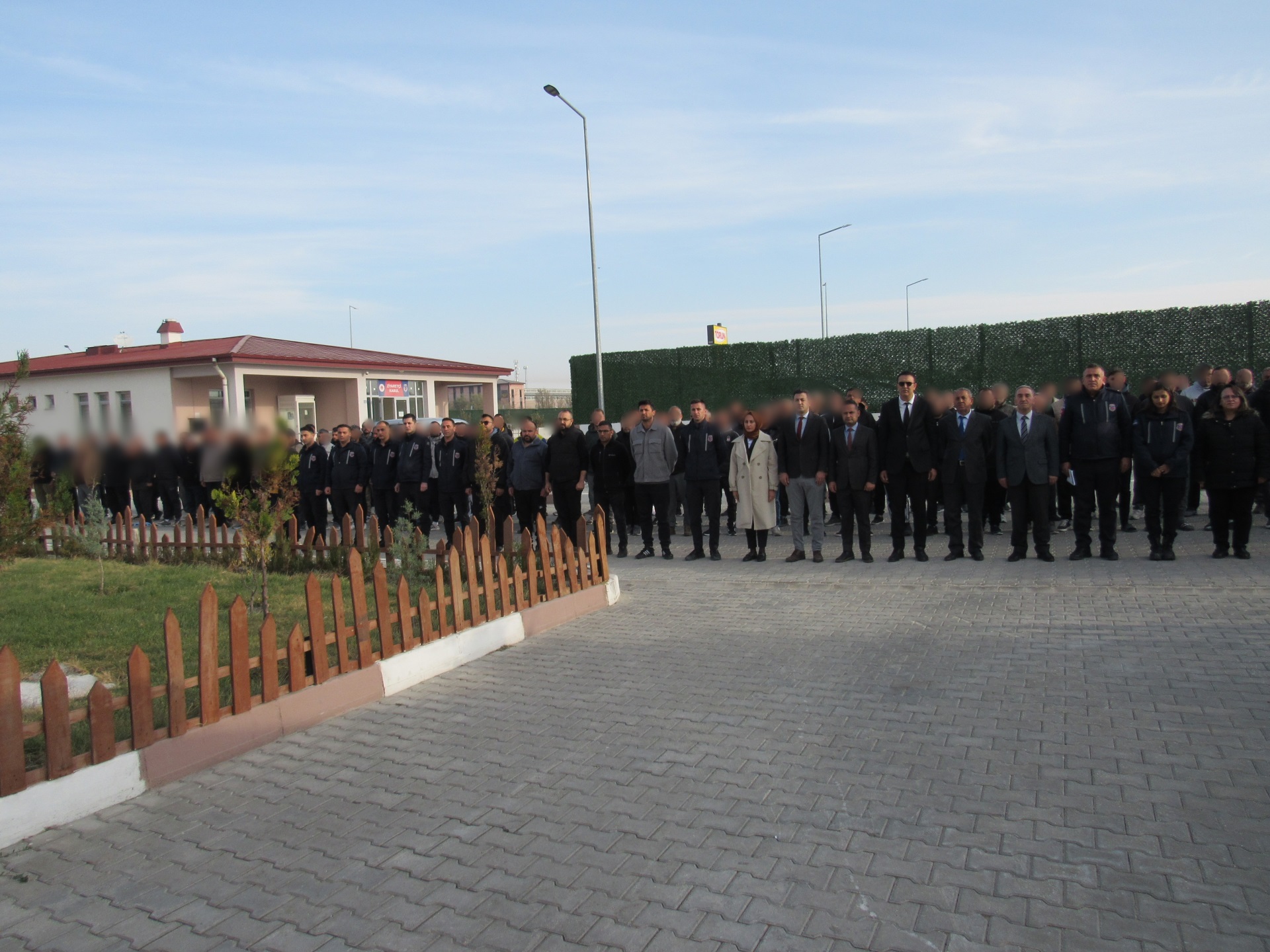 KURUMUMUZDA 10 KASIM GAZİ MUSTAFA KEMAL ATATÜRK'Ü ANMA VE SAYGI DURUŞU TÖRENİ DÜZENLENDİ.