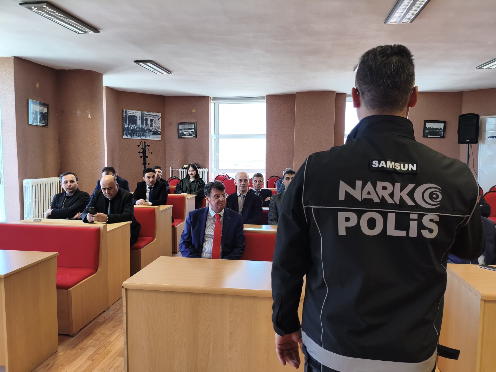 Çarşamba Denetimli Serbestlik Müdürlüğü Personeline Yönelik Uyuşturucuyla Mücadele Semineri Düzenlendi