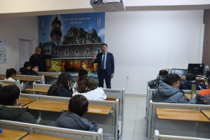 Öğrencilerden Adalet ve Dürüstlük Yolculuğu: Karşıyaka İlkokulu ve Plevne Anadolu Lisesi Öğrencileri Müdürlüğümüzü Ziyaret Etti!