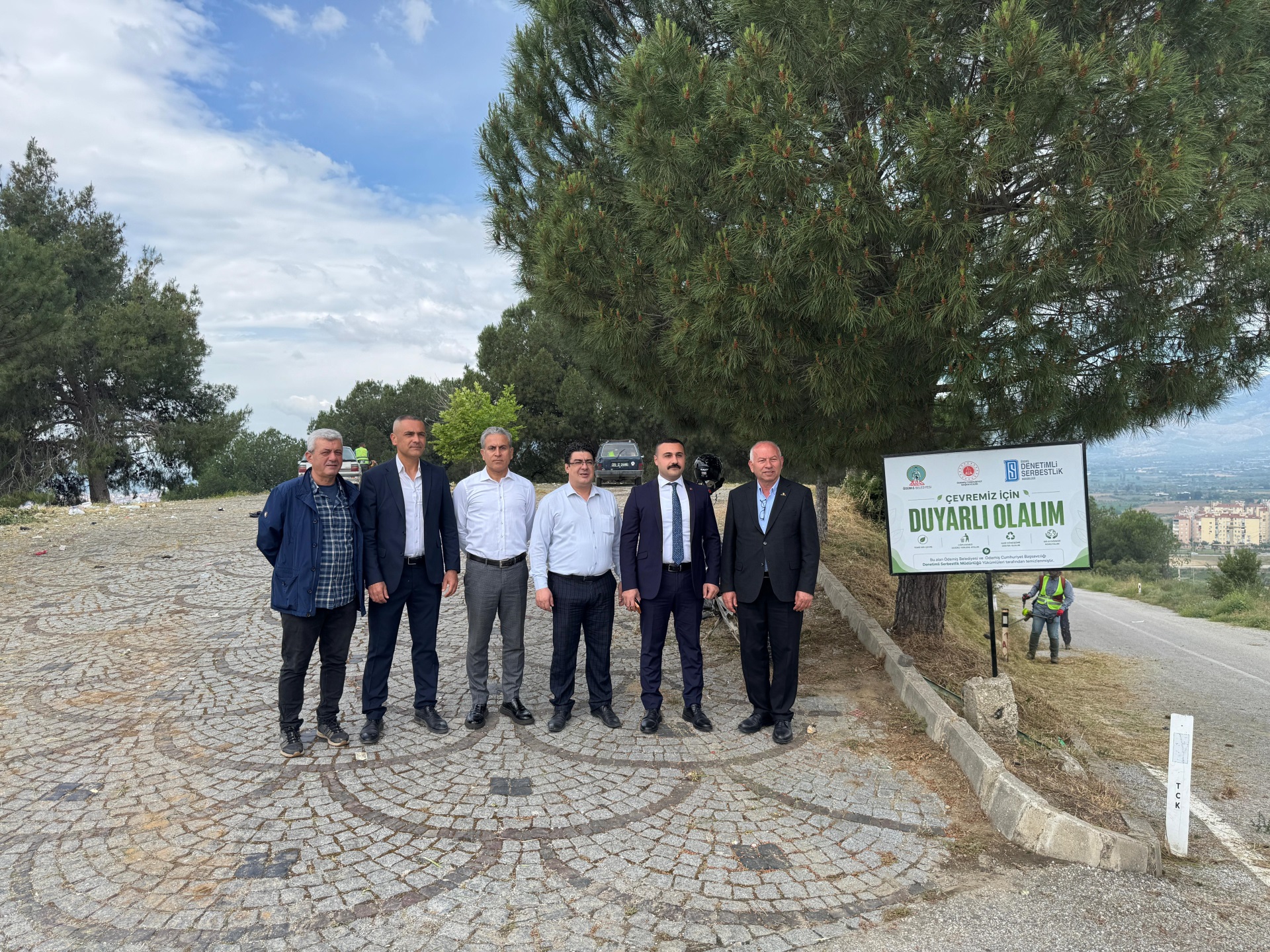 ÖDEMİŞ’TE BÜYÜK TEMİZLİK VE YANGIN ÖNLEME SEFERBERLİĞİ: DENETİMLİ SERBESTLİK VE BELEDİYEDEN DEV İŞ BİRLİĞİ
