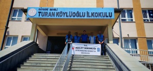 Turan Köylüoğlu İlkokulunda bahçe temizliği gerçekleştirilmiş