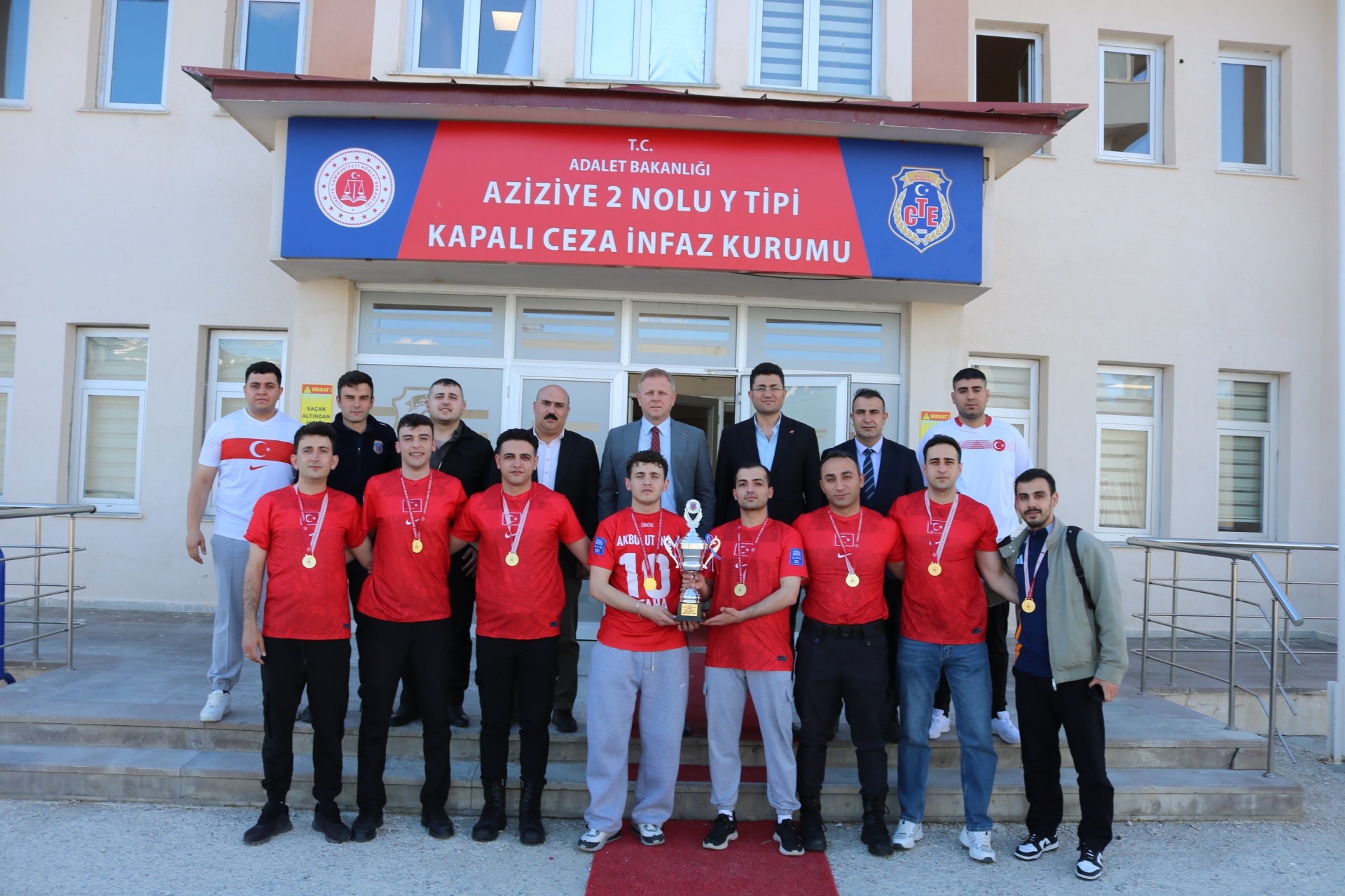 6 Haziran Ceza İnfaz Personeli Günü Kapsamında Erzurum Ceza İnfaz Kurumları Arasında Futbol Turnuvası Düzenlendi