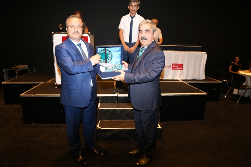 Emekli-Atama nedeniyle veda yemeği