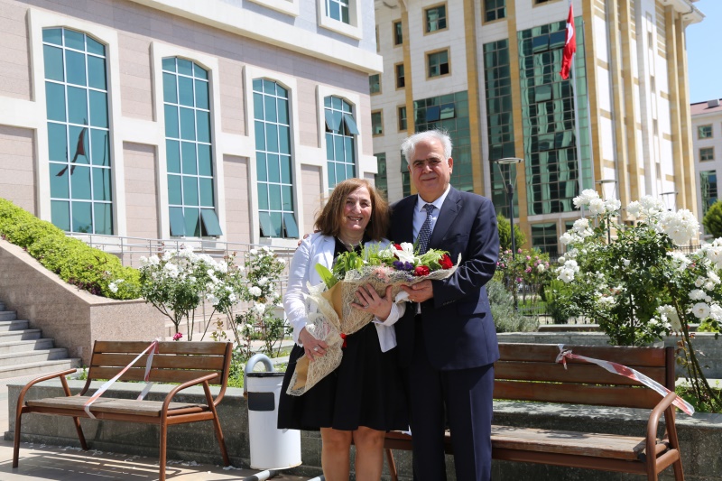 Cumhuriyet Başsavcı Vekili Kadir ÜNAL’a, hakim-savcılar ile personelin katılımıyla düzenlenen uğurlama töreniyle veda edildi.