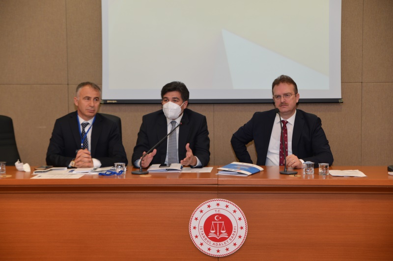 CAS II Projesi Açık Mahkeme Günleri Etkinliği Kapsamında Ceza İşleri Genel Müdürü Sayın Ali ÖZTÜRKMEN ve beraberindeki Heyet İstanbul Adalet Sarayını Ziyaret Etti.