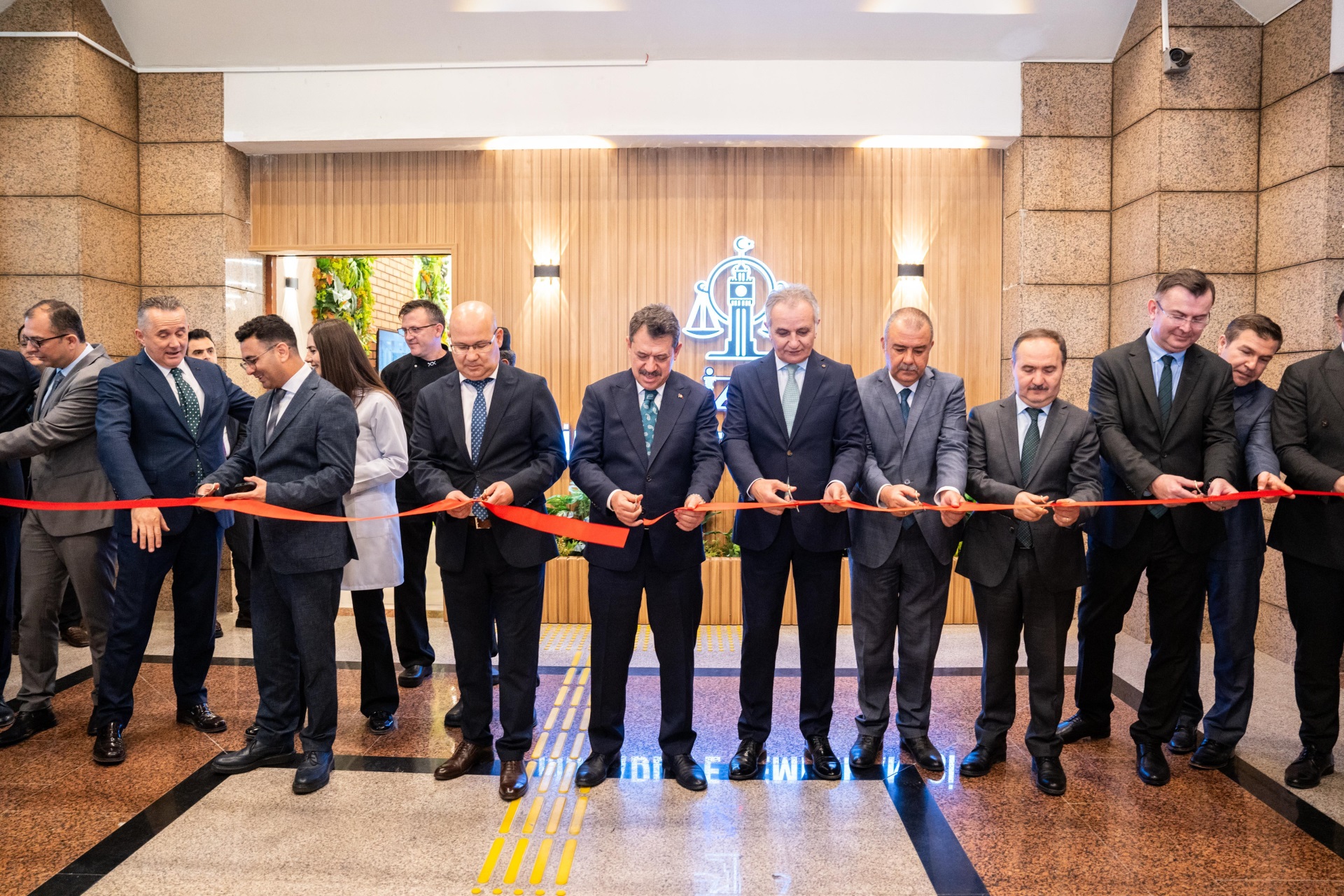 ADLİYEMİZ YEMEKHANESİ YENİLENEN YÜZÜYLE HİZMETE AÇILDI