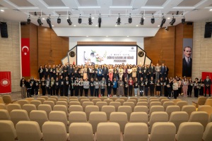 İZMİR ADLİYESİ’NDE 8 MART DÜNYA KADINLAR GÜNÜ