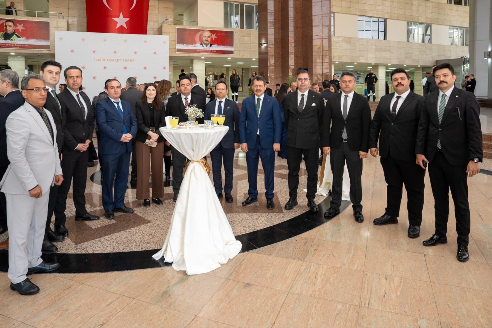 İZMİR ADLİYESİNDE RAMAZAN BAYRAMI BAYRAMLAŞMA PROGRAMI “Güçlü Kurum Güçlü Dayanışma”
