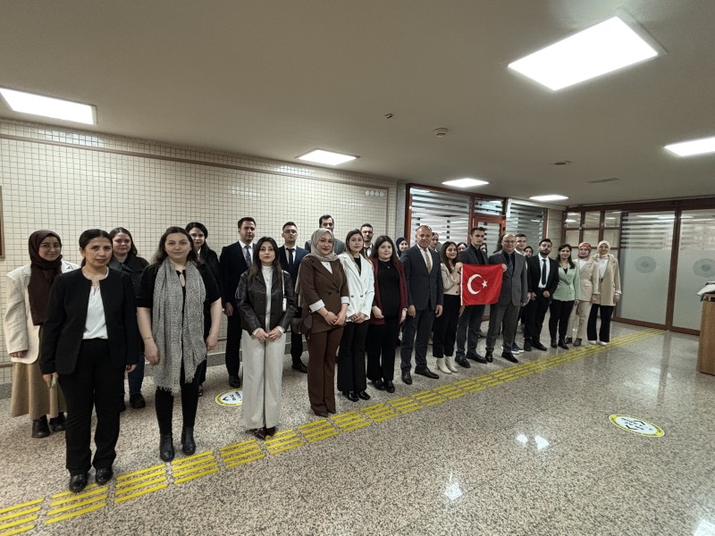 İZMİR İCRA DAİRELERİNDE GÖREVLİ 24 İCRA MEMURU PERSONELİNİN YEMİN İŞLEMİ GERÇEKLEŞTİRİLDİ