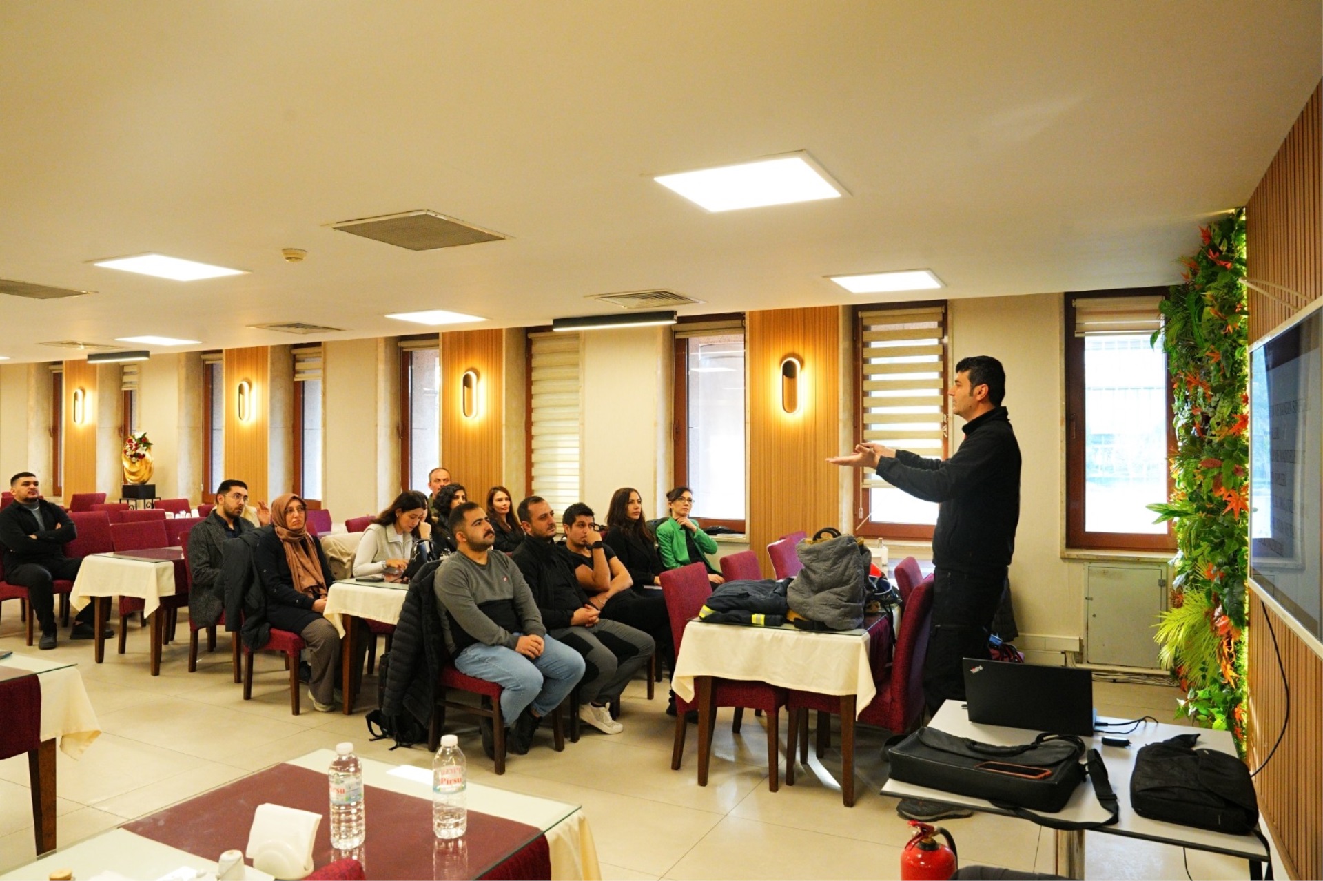 İŞ GÜVENLİĞİNDE YENİ DÖNEM: ADLİYEDE UYGULAMALI İTFAİYE EĞİTİMİ