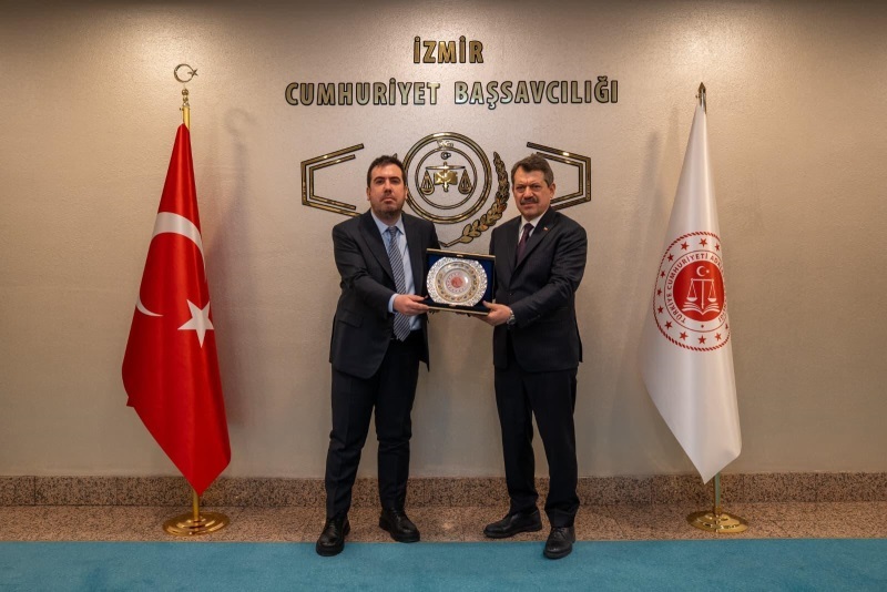 ADALET BAKAN YARDIMCISI CAN TUNCAY’IN İZMİR ADLİYESİNİ ZİYARETİ