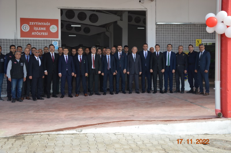 Akhisar Açık Ceza İnfaz Kurumu İş Yurdu Müdürlüğü bünyesinde kurulan Kayalıoğlu mahallesinde bulunan Zeytin ve Zeytinyağı işleme tesisinin 17/11/2022 tarihinde yapılan açılış töreni