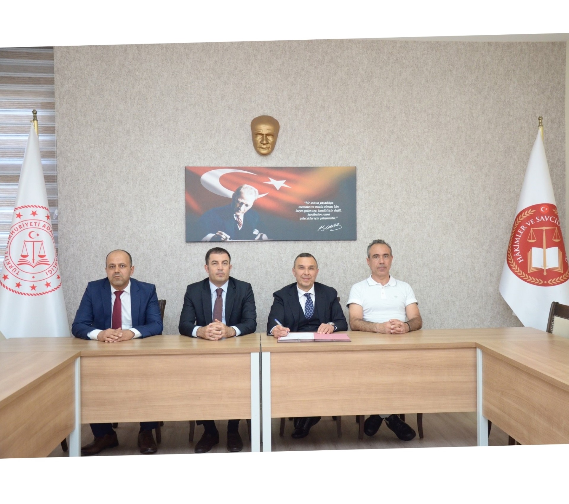 Başsavcılığımız ile Özel Sektör Temsilcileri Arasında Denetimli Serbestlikten Yararlanan Yükümlü ve Eski Hükümlülerin İş Gücüne Katılım Protokolü İmzalanmıştır.