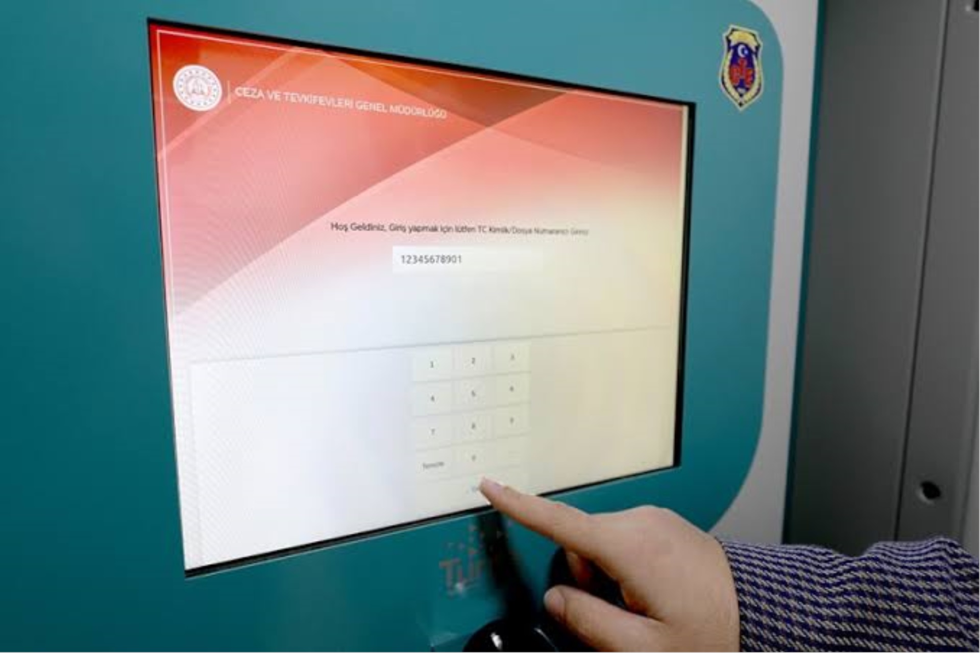 GÖRÜNTÜLÜ VE SESLİ GÖRÜŞME UYGULAMASI BAŞLAMIŞTIR