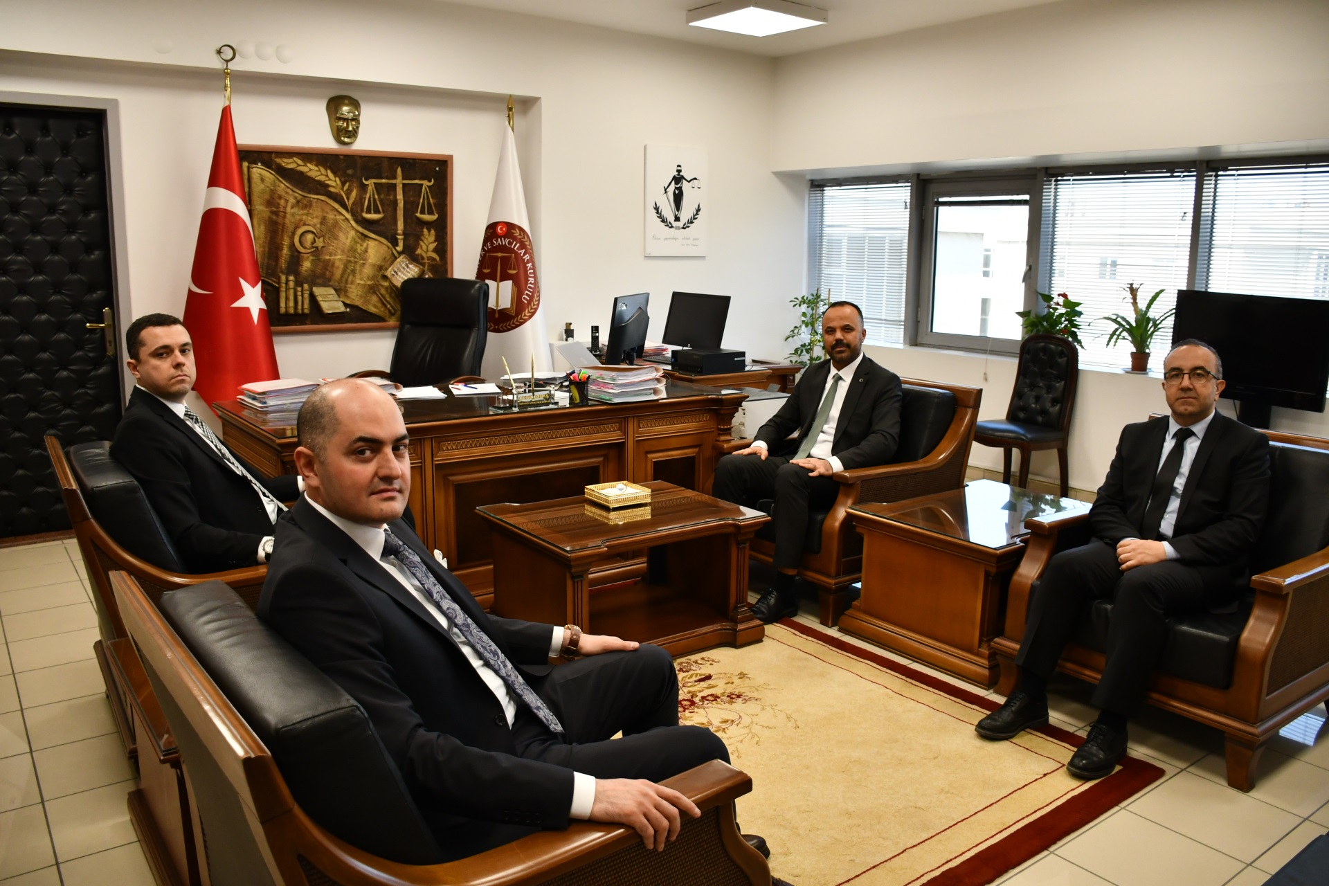 Osmaniye Eğitim ve Araştırma Hastanesi Başhekimi ve Başhekim Yardımcısı'ndan Osmaniye Adliyesi'ne Ziyaret