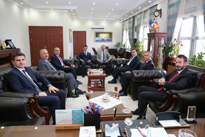 Anayasa Mahkemesi Başkanı Sayın Prof. Dr. Zühtü ARSLAN Rize Cumhuriyet Başsavcısı Mehmet PATLAK'ı Makamında Ziyaret etti