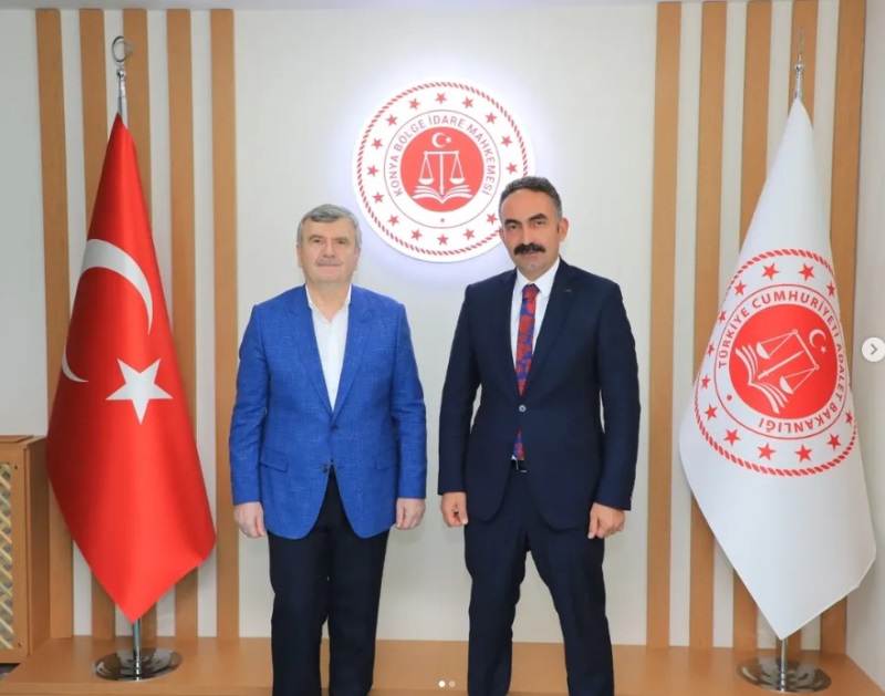 Konya Milletvekili Tahir Akyürek ve Karatay Belediye Başkanı Hasan Kılca beraberindeki heyetle birlikte Bölge İdare Mahkemesi Başkanımız Nazım Taha Koçak'ı makamında ziyaret etti.
