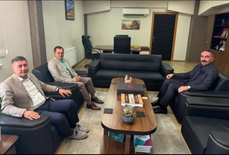 Konya Milletvekili Ziya Altunyaldız ve Av. Hasan Murat Güçlü, Konya Bölge İdare Mahkemesi Başkanımız Nazım Taha Koçak'ı makamında ziyaret etti.