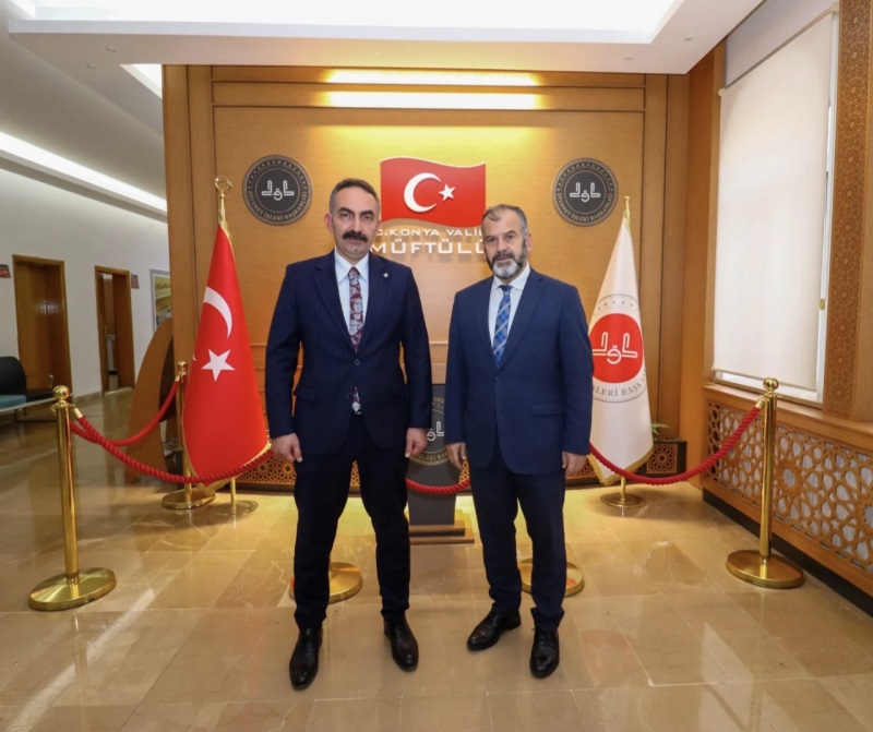 Bölge İdare Mahkemesi Başkanımız Nazım Taha Koçak, Konya il Müftüsü Prof. Dr. Ali Öge'ye iadeiziyaret gerçekleştirdi.