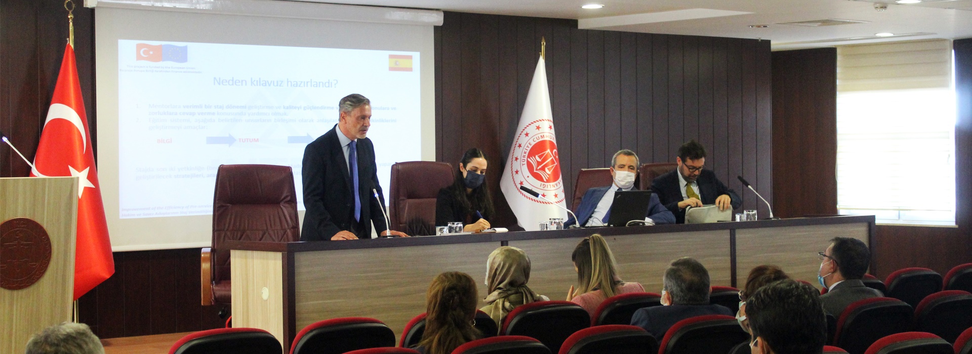 Hakim ve Savcı Adaylarının Staj Verimliliğinin ve Etkinliğinin Artırılması Projesi kapsamında seminer düzenlendi.