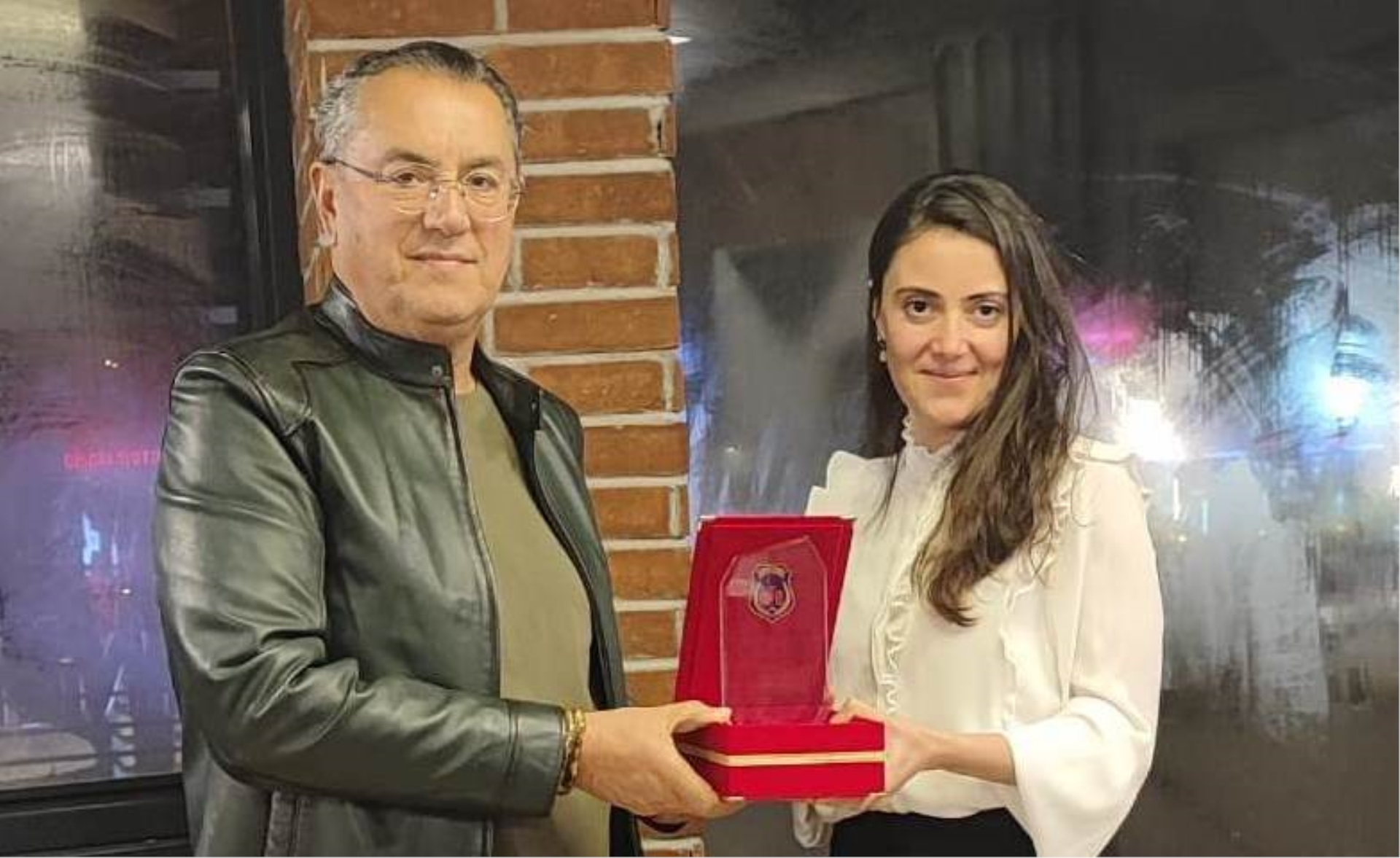 Kurumumuzdan ayrılan Sayman Burcu PARLAK'a veda yemeği düzenlendi