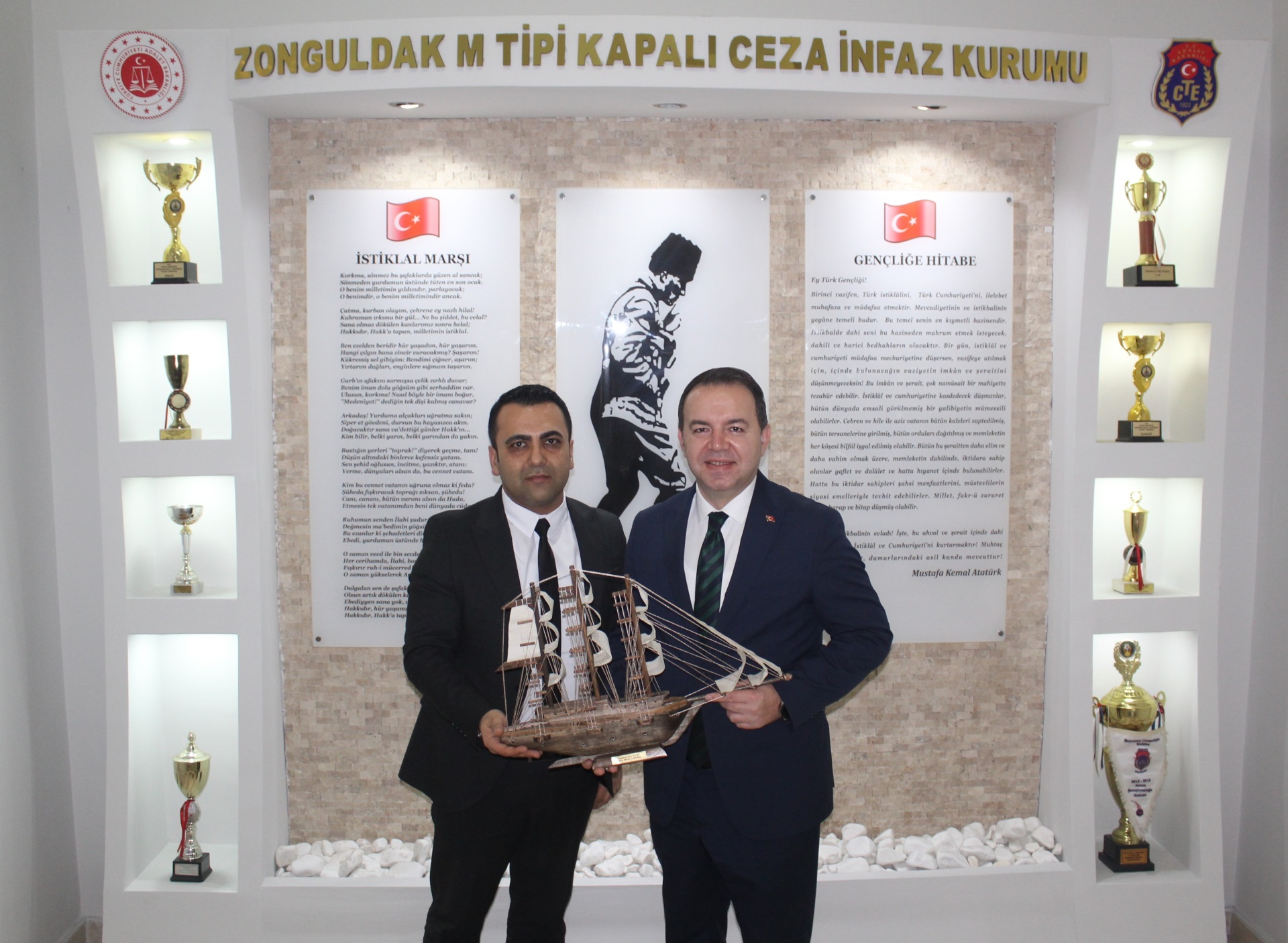 Zonguldak Milli Eğitim İl Müdürü Sayın Uygar Keskin'den Kurumumuza İade-i Ziyaret