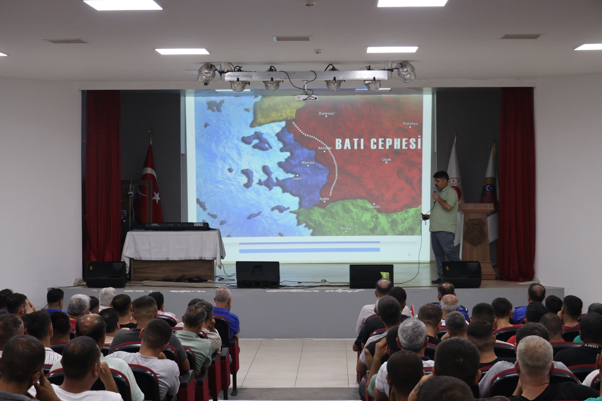 Adana Açık Ceza İnfaz Kurumunda 30 Ağustos Zafer Bayramı Konferans ve Konser Etkinliği Programı