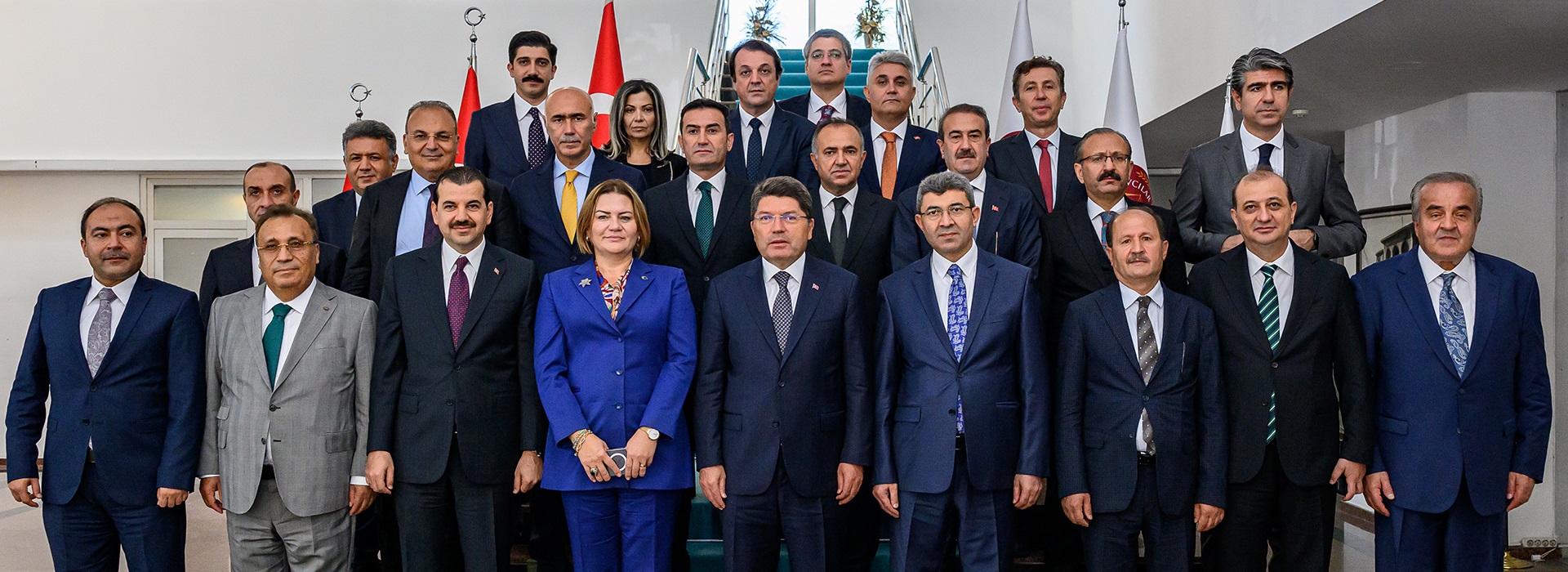 BAKAN YILMAZ TUNÇ HAKİMLER VE SAVCILAR KURULUNU ZİYARET ETTİ Duyuru Görseli