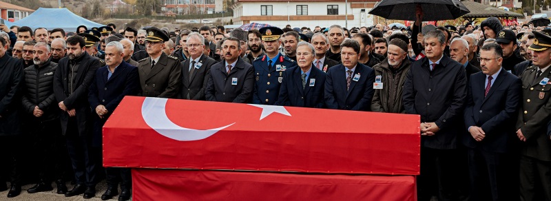 ADALET BAKANI YILMAZ TUNÇ, ŞEHİT ASTSUBAY KIDEMLİ BAŞÇAVUŞ NURİ ÖZCAN’IN CENAZE TÖRENİNE KATILDI