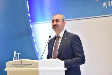 Adalet Bakanı Abdulhamit Gül, Avrupa Birliği ile ortaklaşa yürütülen Adli İstatistiklerin Kapasitesinin ve Kalitesinin Artırılması Projesinin açılış toplantısına katıldı
