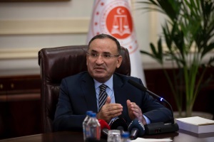 Adalet Bakanı Bozdağ Yargıda Birlik Derneği Yönetim Kurulunu kabul etti