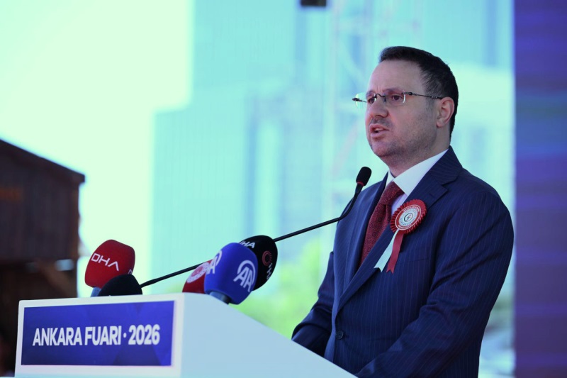 ADALET BAKANI AKIN GÜRLEK, ANKARA’DA İŞYURTLARI ÜRÜN VE EL SANATLARI FUARI’NI AÇTI