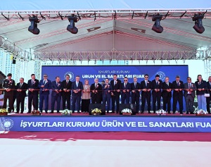 İŞYURTLARI KURUMU TARAFINDAN DÜZENLENEN ÜRÜN VE EL SANATLARI FUARI AÇILIŞI