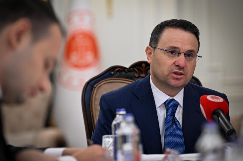 BAKAN GÜRLEK: "YALNIZCA ÜLKEMİZ AÇISINDAN DEĞİL FAALİYET GÖSTERDİKLERİ ÜLKELERİN KAMU GÜVENLİĞİNE DE TEHDİT OLUŞTURUYORLAR"