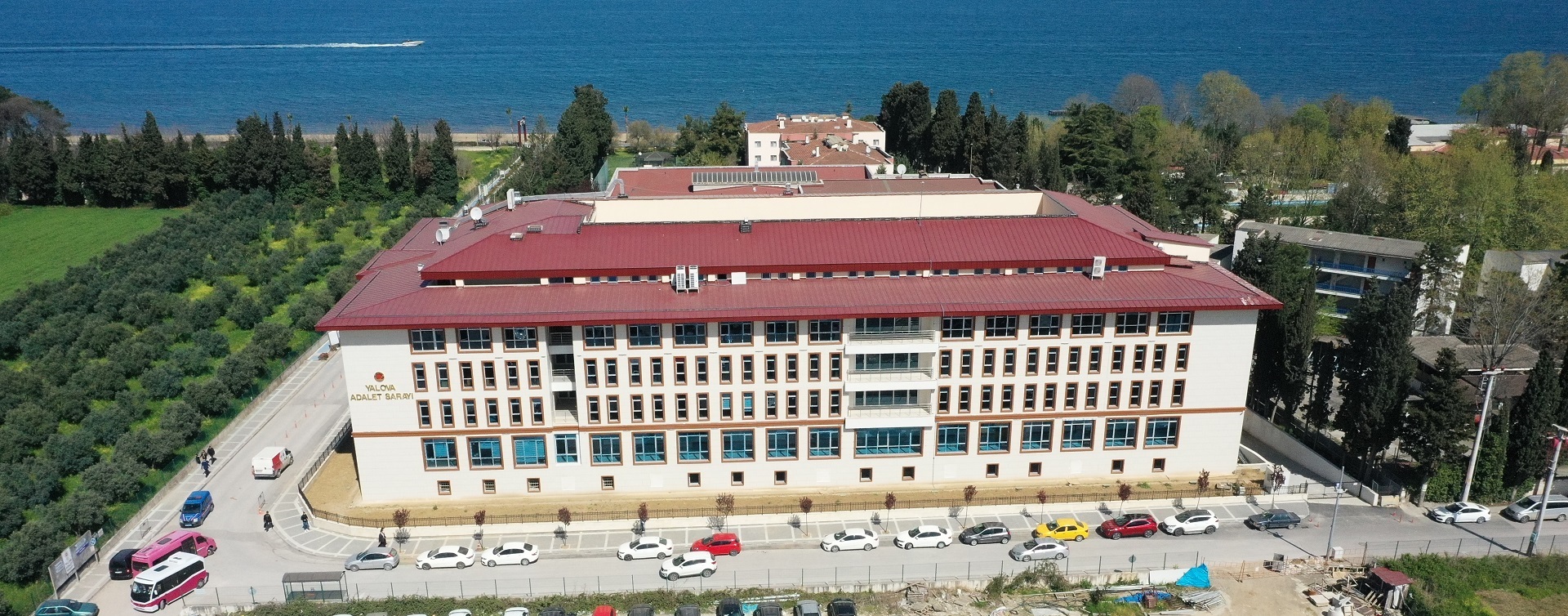 Yalova Adliyesi Tefrişatı