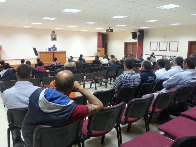 AİLE VE TOPLUM KONULU KONFERANS