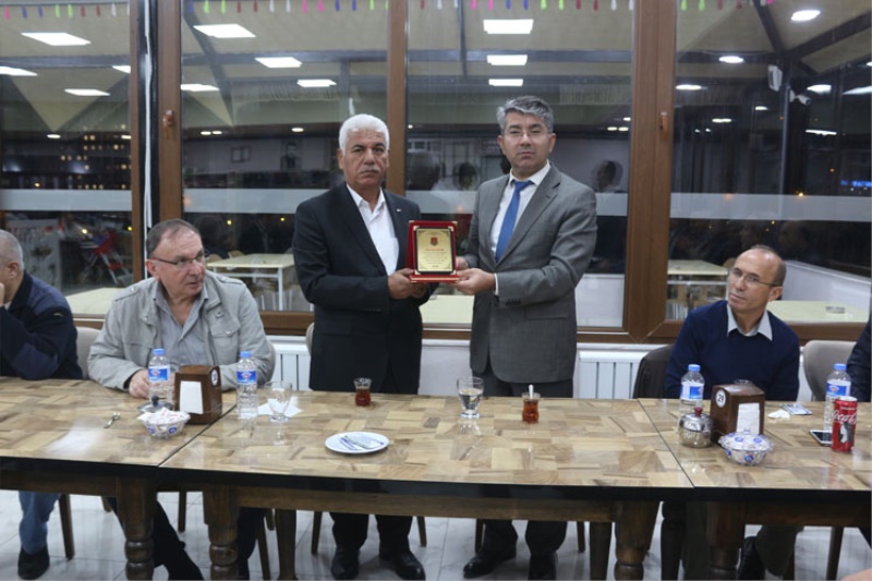 EMEKLİ OLAN PERSONEL SUAT BİLGİN İÇİN VEDA YEMEĞİ