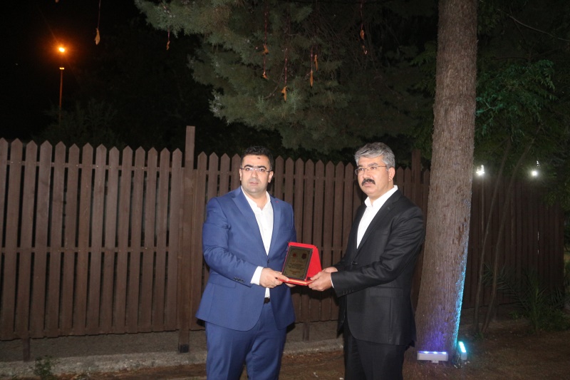 Müdür Naci Turan Veda Yemeği