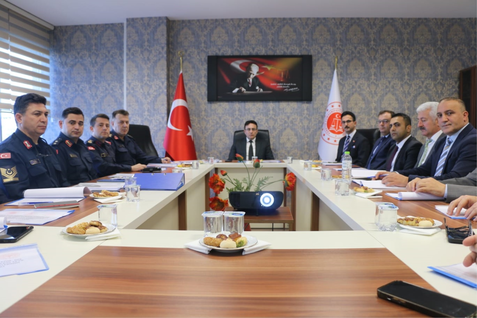 ZONGULDAK CEZA İNFAZ KURUMLARI GÜVENLİĞİ KOORDİNASYON TOPLANTISI 