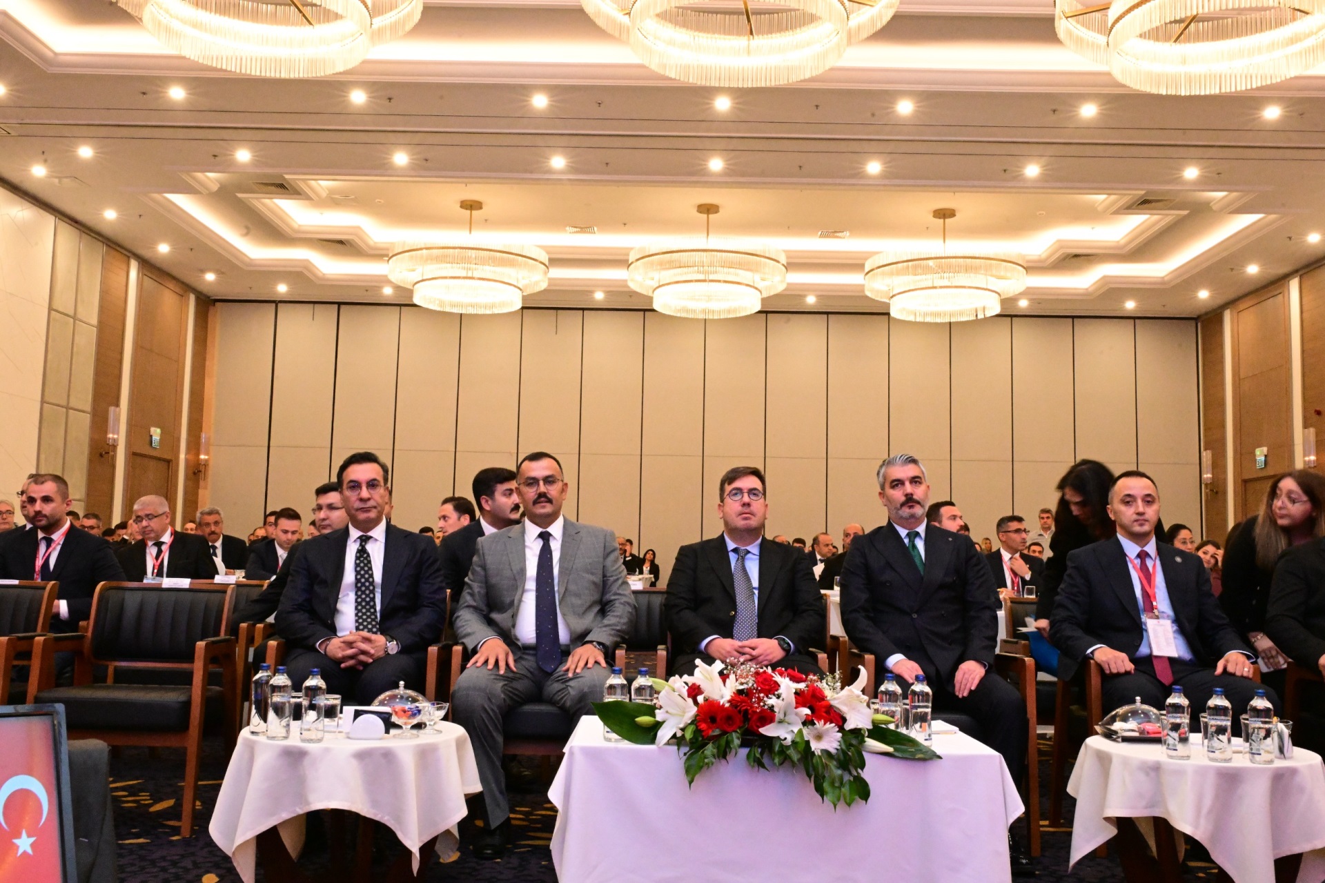 ANTALYA’DA SUÇ GELİRLERİNİN AKLANMASI VE TERÖRİZMİN FİNANSMANI DEĞERLENDİRİLDİ