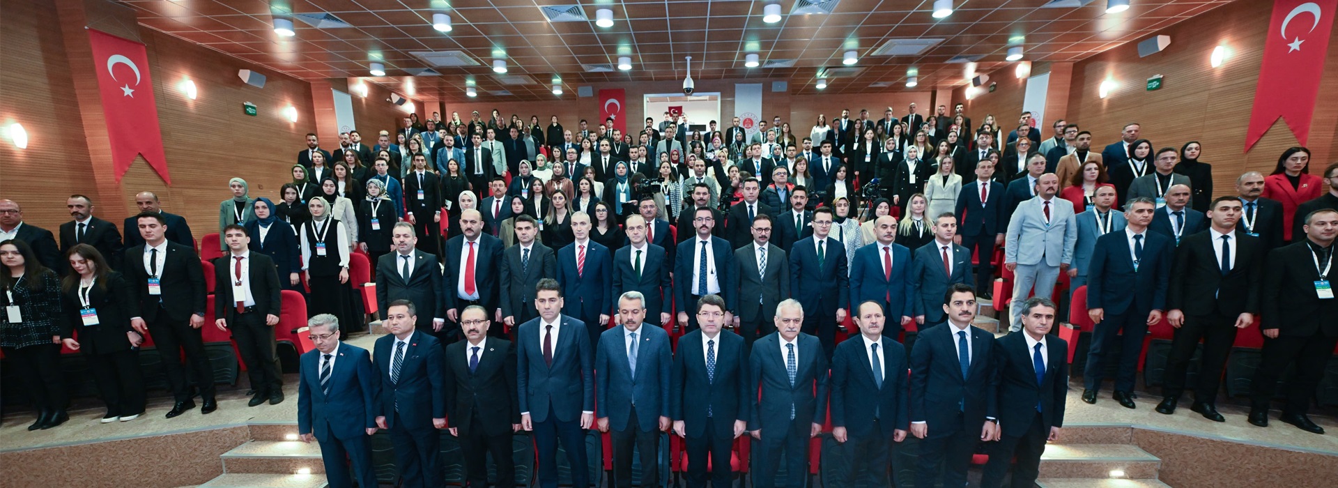 2024 Yılı 6.Gr. İdari İşler Müdürlüğünden Gör. Yap. Personeller İle 3.Gr. Yeni At. Zabıt Katiplerine Yön. Hiz. İçi Eğ. Kapanış Programı