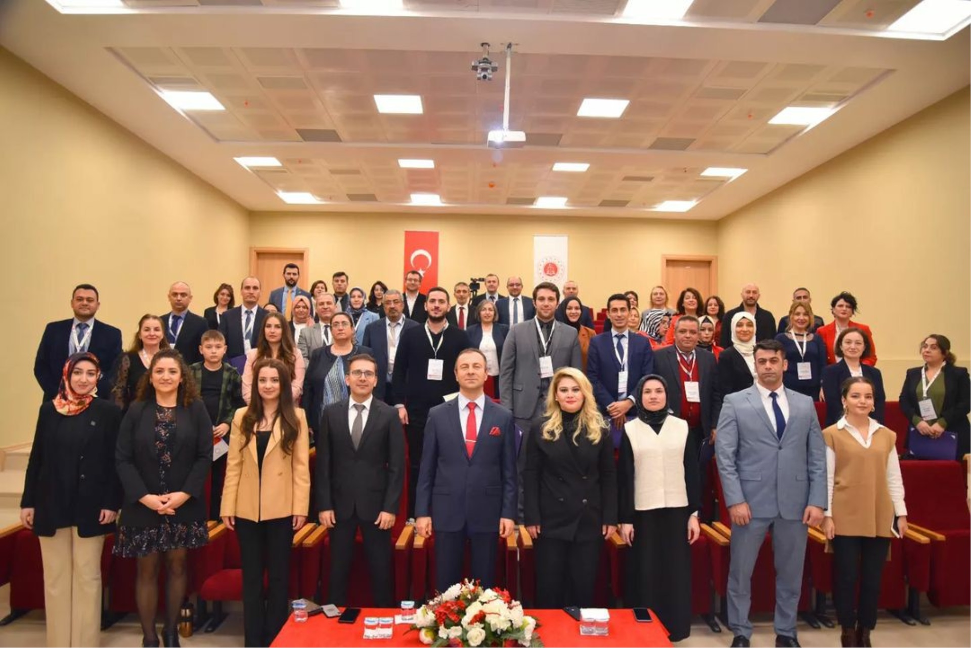 Eğitim Dairesi Başkanlığınca Düzenlenen; Aile Destek Eğitim (15.Grup) Programı Kapanış Töreni Yozgat Cemil Çiçek Personel Eğitim Merkezimizde Gerçekleştirildi.