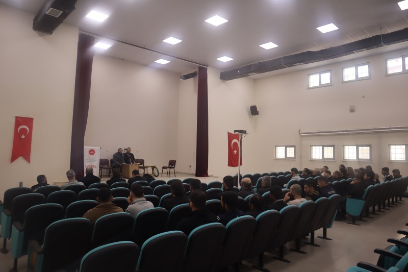 BERAT KANDİLİ